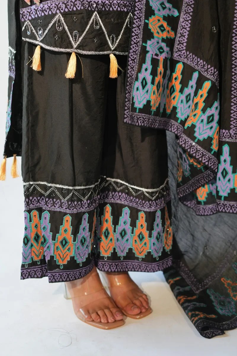 Charm SUIT SET - Image 4