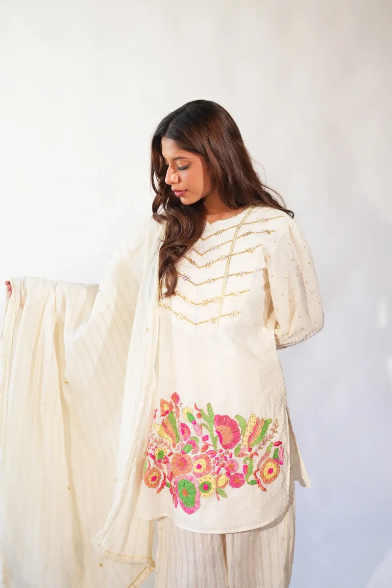 PAINTED CANVAS SUIT SET - Image 2