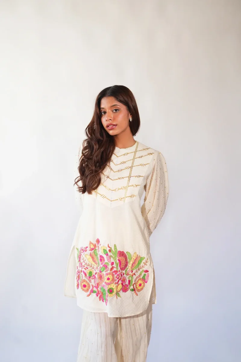 PAINTED CANVAS SUIT SET - Image 4