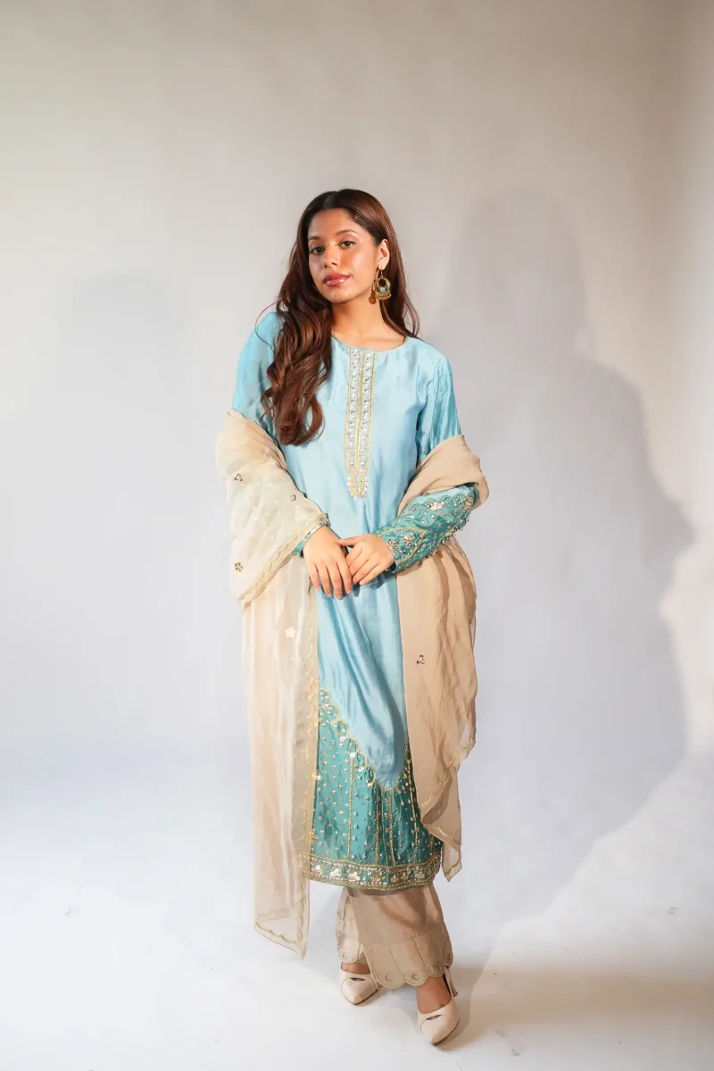 Blue and Gold Scallop Ensemble - Image 7